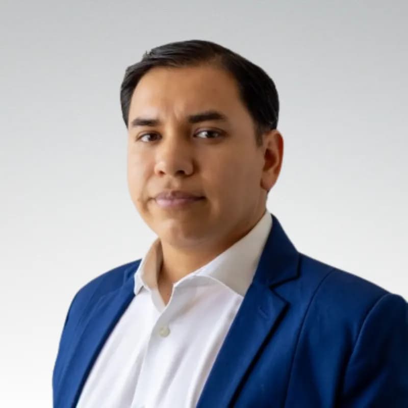 Retrato de Adrián Romero