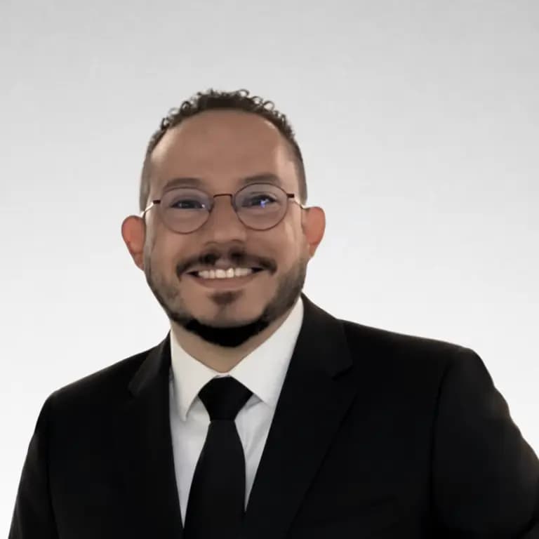 Retrato de Ricardo Valerín