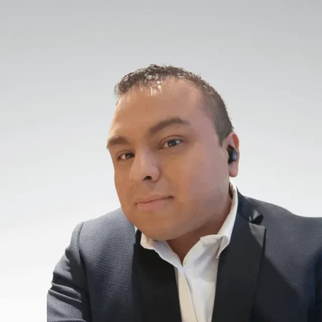 Foto de Gerardo Vasquez, docente de la masterclass