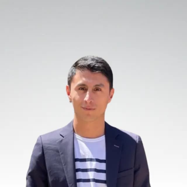 Foto de Leonardo Londoño, docente de la masterclass